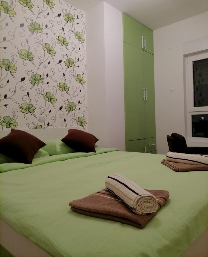 Apartman Ana Ni Exterior foto